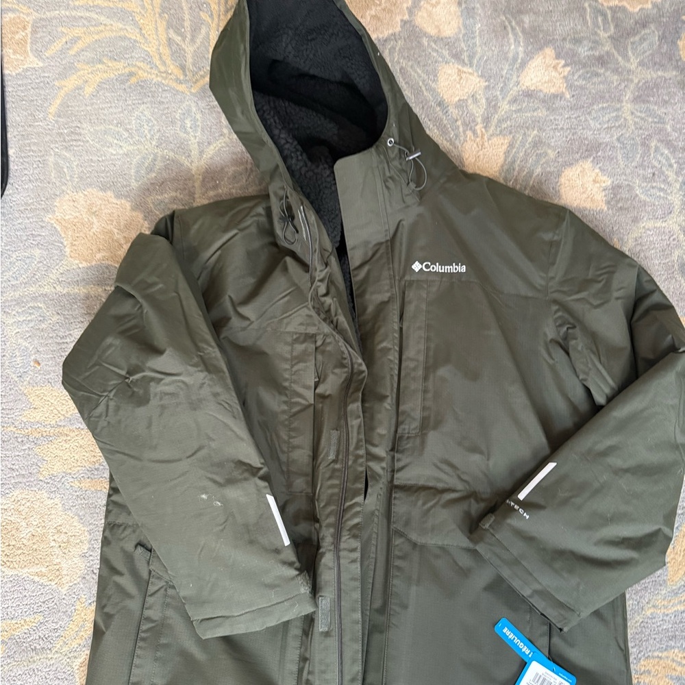 Columbia Olive Outdoor Jacket
